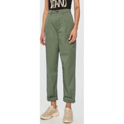 Pepe Jeans - Spodnie Breeze. Zielone spodnie damskie Pepe Jeans, l, bez wzorów, z elastanu, z podwyższonym stanem. Za 339,90 zł.