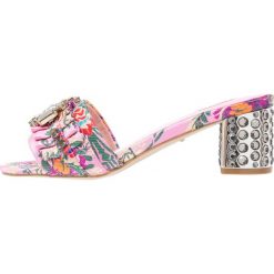 Klapki damskie: Carvela KASCADE Klapki pink