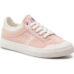 Tenisówki NAPAPIJRI - Tracy N0YJT7 Pale Pink New P77. Różowe półbuty damskie Napapijri, bez wzorów, z gumy, bez zapięcia. W wyprzedaży za 179,00 zł.