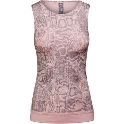 Top ADIDAS BY STELLA McCARTNEY PRIMEBLUE TRAINING. Różowe topy damskie adidas by Stella McCartney, z nadrukiem, ze skóry, z okrągłym kołnierzem. Za 350,00 zł.