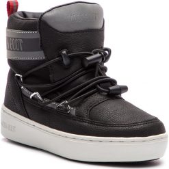 Trzewiki MOON BOOT - Pulse Jr Boy Detroit 34061000001 Black/Silver. Czarne śniegowce chłopięce Moon Boot, bez zapięcia. W wyprzedaży za 269,00 zł.