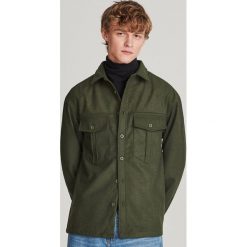 Koszula oversize - Khaki. Brązowe koszule męskie Reserved, s. Za 129,99 zł.