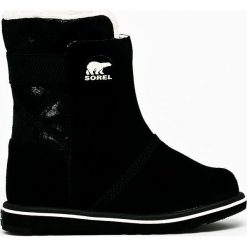 Sorel - Śniegowce dziecięce Rylee. Szare śniegowce chłopięce marki Sorel, na zimę, bez zapięcia. W wyprzedaży za 319,90 zł.