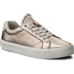 Sneakersy GANT - Mary 16531447 Rose Gold G231. Różowe półbuty damskie GANT, na co dzień, bez wzorów, ze skóry, bez obcasa, na płaskiej podeszwie, bez zapięcia. W wyprzedaży za 269,00 zł.
