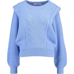 Gestuz LIZ Sweter granada sky. Niebieskie bluzy damskie marki Gestuz, l, bez wzorów, z wełny, bez rękawów, bez kaptura. W wyprzedaży za 419,50 zł.
