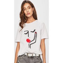 Answear - T-shirt. Białe bluzki damskie ANSWEAR, s, z nadrukiem, z bawełny, z okrągłym kołnierzem. Za 49,90 zł.