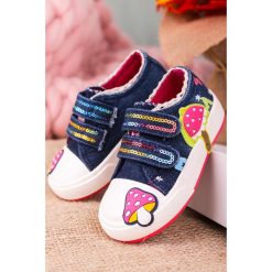 Granatowe trampki z ozdobą na rzepy casu 20w15/db. Trampki dziewczęce Casu, z aplikacjami, na rzepy. Za 49,99 zł.