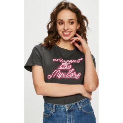 Vero Moda - Top Luren. Szare bluzki nietoperze marki Vero Moda, s, z nadrukiem, z bawełny, z okrągłym kołnierzem. W wyprzedaży za 69,90 zł.