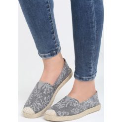 Szare Espadryle Just Like You. Szare tomsy damskie Born2be, na płaskiej podeszwie. Za 39,99 zł.