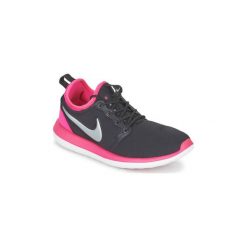 Buty Dziecko Nike ROSHE TWO JUNIOR. Trampki dziewczęce Nike. Za 209,40 zł.