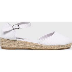 Answear - Espadryle. Czerwone koturny damskie ANSWEAR, bez wzorów, z gumy, bez obcasa, na obcasie. W wyprzedaży za 69,90 zł.