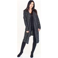 Długi sweter o asymetrycznym kroju czarny. Czarne swetry damskie N/A, xl, bez wzorów, z długim rękawem, długie, bez kaptura. Za 148,80 zł.