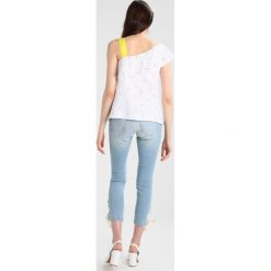Bluzki damskie: Mint Velvet ASYMMETRIC LEMON Bluzka ivory