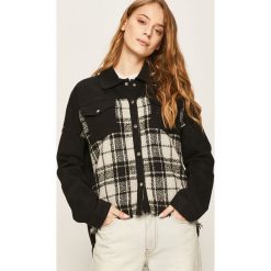 Answear - Koszula jeansowa. Czarne bluzki damskie ANSWEAR, s, z aplikacjami, z bawełny, klasyczne, z klasycznym kołnierzykiem, z długim rękawem. Za 149,90 zł.