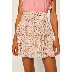 Pepe Jeans - Spódnica Mar. Spódniczki damskie Pepe Jeans, na co dzień, s, bez wzorów, z poliesteru, casualowe, z podwyższonym stanem, mini, rozkloszowane. W wyprzedaży za 199,90 zł.