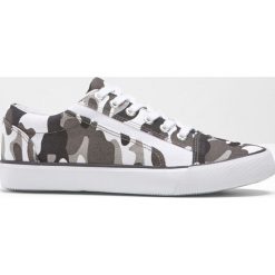 Sneakersy bonprix moro. Zielone buty sportowe damskie bonprix. Za 74,99 zł.