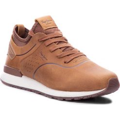 Sneakersy PEPE JEANS - Boston Smart PMS30477 Tan 869. Pomarańczowe sneakersy męskie marki Pepe Jeans, bez zapięcia. W wyprzedaży za 309,00 zł.