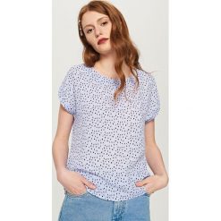 T-shirt we wzory - Niebieski. Niebieskie t-shirty męskie marki Reserved, l. W wyprzedaży za 24,99 zł.