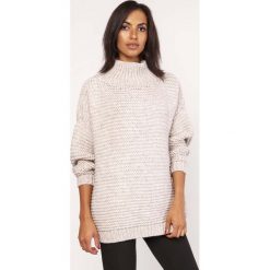 Beżowy Ciepły Oversizowy Sweter z Golfem. Brązowe golfy damskie Molly.pl, uniwersalny, bez wzorów, z jeansu, bez rękawów. Za 165,90 zł.