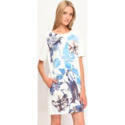 Sukienka damska w kwiaty. Białe sukienki damskie Top Secret, na co dzień, z nadrukiem, z dzianiny, eleganckie, bez kołnierzyka, bez rękawów. W wyprzedaży za 64,99 zł.