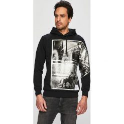 Calvin Klein Jeans - Bluza Andy Warhol. Czarne bluzy męskie Calvin Klein Jeans, s, z nadrukiem, z bawełny, z kapturem, bez rękawów, z kapturem. Za 539,90 zł.