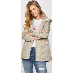 Geox - Parka. Brązowe kurtki damskie Geox, bez wzorów, z poliesteru, długie. W wyprzedaży za 879,90 zł.