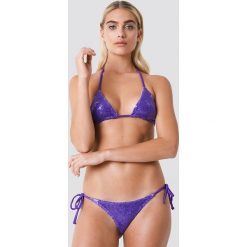 Galore x NA-KD Dół bikini z cekinami - Purple. Fioletowe bikini Galore x NA-KD, w paski. W wyprzedaży za 24,29 zł.