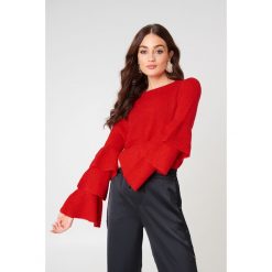 NA-KD Dzianinowy sweter z rękawem z falbanami - Red. Czerwone swetry klasyczne damskie marki NA-KD, z dzianiny, z okrągłym kołnierzem. W wyprzedaży za 85,37 zł.
