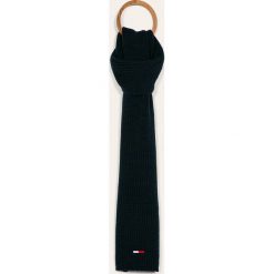 Tommy Jeans - Szalik. Niebieskie szaliki męskie Tommy Jeans, bez wzorów, z bawełny. Za 219,90 zł.