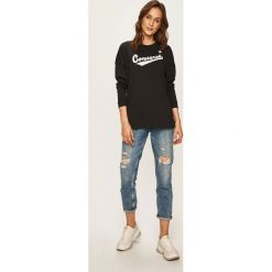Converse - Longsleeve. Czarne bluzki damskie Converse, s, z nadrukiem, z bawełny, z okrągłym kołnierzem. W wyprzedaży za 99,90 zł.