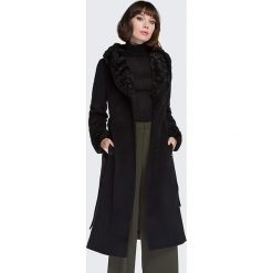 Płaszcz damski 87-9W-104-1. Czarne płaszcze damskie Wittchen, w paski, z wiskozy, eleganckie. Za 649,00 zł.