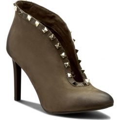 Buty zimowe damskie: Szpilki CARINII – B3897 I43-I45-000-A92