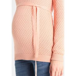 Swetry klasyczne damskie: MAMALICIOUS MLCRYSTALINE Sweter coral cloud