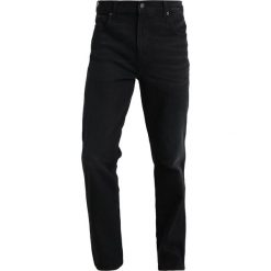 Wrangler TEXAS Jeansy Straight Leg black hook. Czarne jeansy męskie Wrangler. Za 359,00 zł.