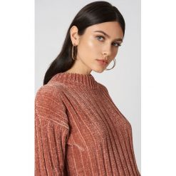 Kolczyki damskie: NA-KD Accessories Kolczyki z podwójnymi kółkami – Gold