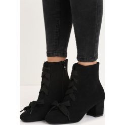 Czarne Botki Stick With You. Czarne botki damskie lity marki Calvin Klein Jeans, z jeansu, na sznurówki. Za 89,99 zł.
