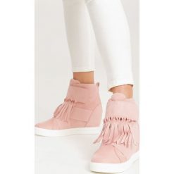 Różowe Sneakersy Scarlett. Różowe koturny damskie marki vices. Za 99,99 zł.