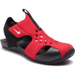 Sandały NIKE - Sunray Protect 2 (PS) 943826 601 University Red/White/Black. Czerwone sandały chłopięce Nike, z tworzywa sztucznego, bez zapięcia. Za 149,00 zł.