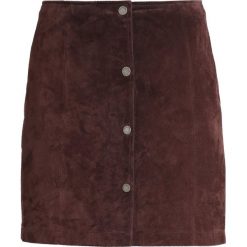 Freaky Nation TWENTYONE Spódnica skórzana coffe bean. Pomarańczowe spódniczki skórzane marki Freaky Nation, xs, mini. Za 379,00 zł.