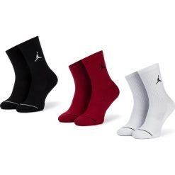 Zestaw 3 par wysokich skarpet unisex NIKE - SX5545 011 Biały Czarny Czerwony. Czerwone skarpetki damskie Nike, bez wzorów, z elastanu. Za 69,00 zł.