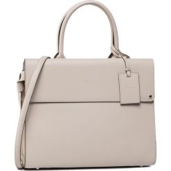 Torebka KARL LAGERFELD - 201W3024 Hazelwood. Brązowe torebki klasyczne damskie KARL LAGERFELD, bez wzorów, ze skóry, klasyczne, na ramię, bez dodatków. Za 2039,00 zł.
