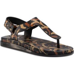 Sandały MELISSA - Hera Sandal Ad 32900 Black/Beige/Brown 52938. Czarne klapki damskie Melissa, bez wzorów, z tworzywa sztucznego, bez obcasa. Za 289,00 zł.