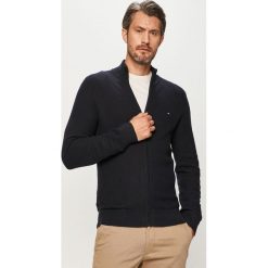 Tommy Hilfiger - Kardigan. Niebieskie swetry męskie TOMMY HILFIGER, s, bez wzorów, z bawełny, bez kołnierzyka, bez kaptura. Za 579,90 zł.