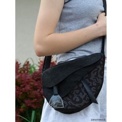 Torebki klasyczne damskie: Must horse black ornament