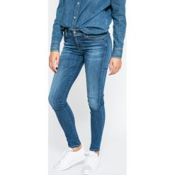 Diesel - Jeansy Slandy. Niebieskie jeansy damskie Diesel. W wyprzedaży za 479,90 zł.