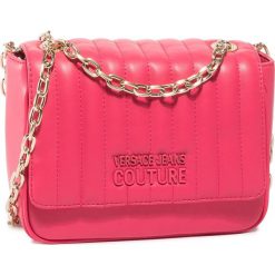 Torebka VERSACE JEANS COUTURE - E1VVBBQ1 71418 401. Różowe torebki klasyczne damskie Versace Jeans Couture, bez wzorów, z jeansu, klasyczne, bez dodatków. W wyprzedaży za 489,00 zł.