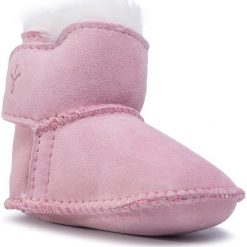 Buty EMU AUSTRALIA - Baby Bootie B10310 Baby Pink. Różowe śniegowce dziewczęce EMU Australia, bez zapięcia. Za 179,00 zł.