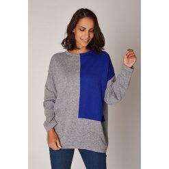 Sweter w kolorze niebiesko-szarym. Szare swetry damskie L'étoile du cachemire, bez wzorów, z kaszmiru, klasyczne, bez rękawów, bez kaptura. W wyprzedaży za 129,95 zł.