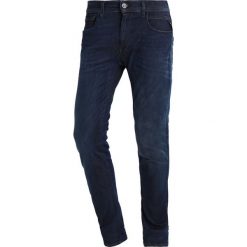 Replay GROVER Jeansy Straight Leg dark blue denim. Niebieskie jeansy męskie marki Replay. W wyprzedaży za 509,25 zł.
