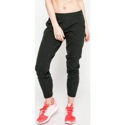 Adidas Performance - Spodnie. Szare bryczesy damskie adidas Performance, l, z bawełny. W wyprzedaży za 279,90 zł.
